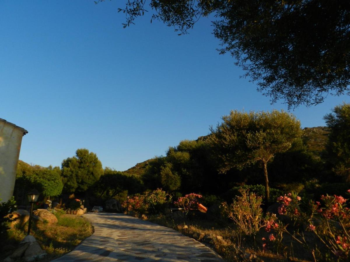 B&B Su Donnigheddu Rudalza Bagian luar foto
