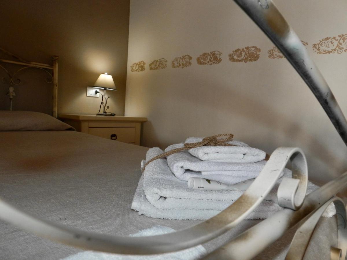 B&B Su Donnigheddu Rudalza Bagian luar foto