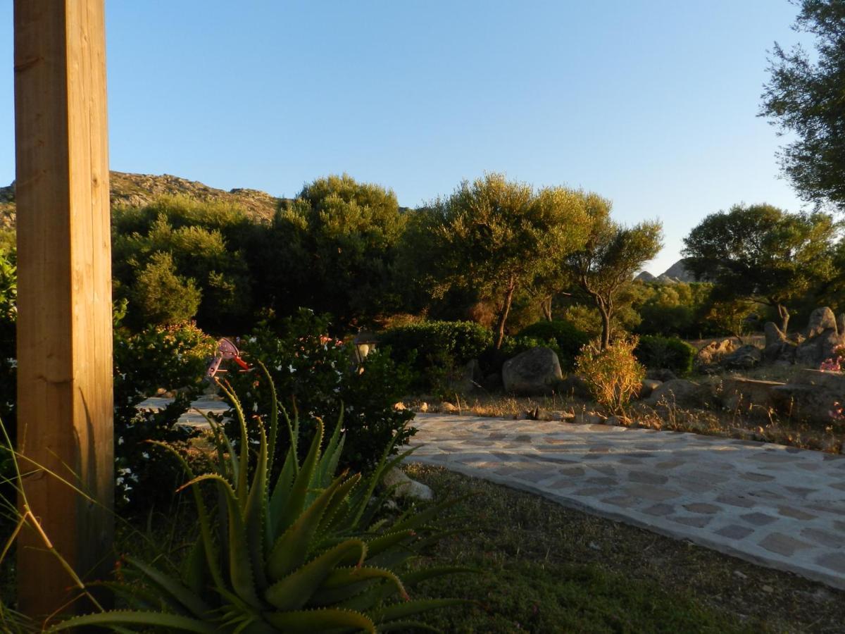 B&B Su Donnigheddu Rudalza Bagian luar foto