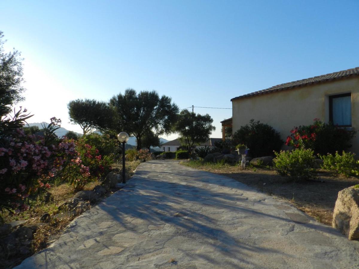 B&B Su Donnigheddu Rudalza Bagian luar foto