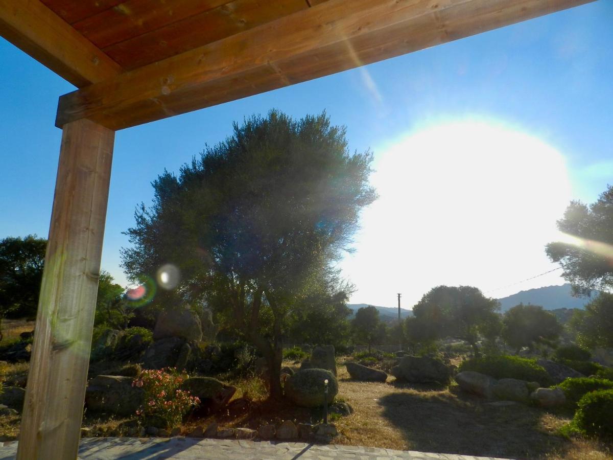 B&B Su Donnigheddu Rudalza Bagian luar foto