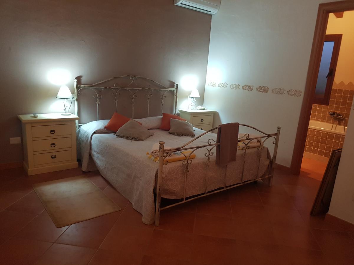 B&B Su Donnigheddu Rudalza Bagian luar foto