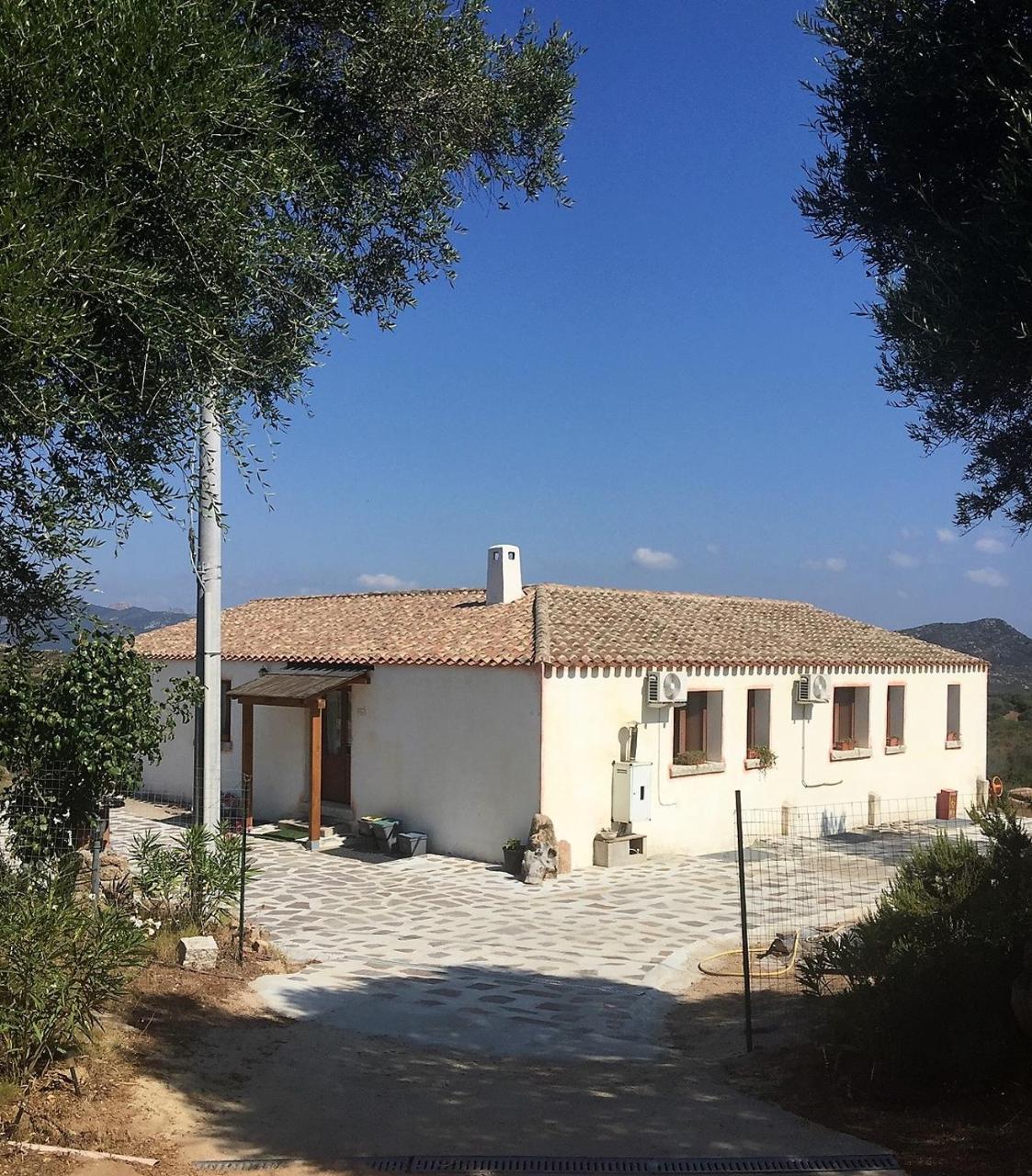 B&B Su Donnigheddu Rudalza Bagian luar foto