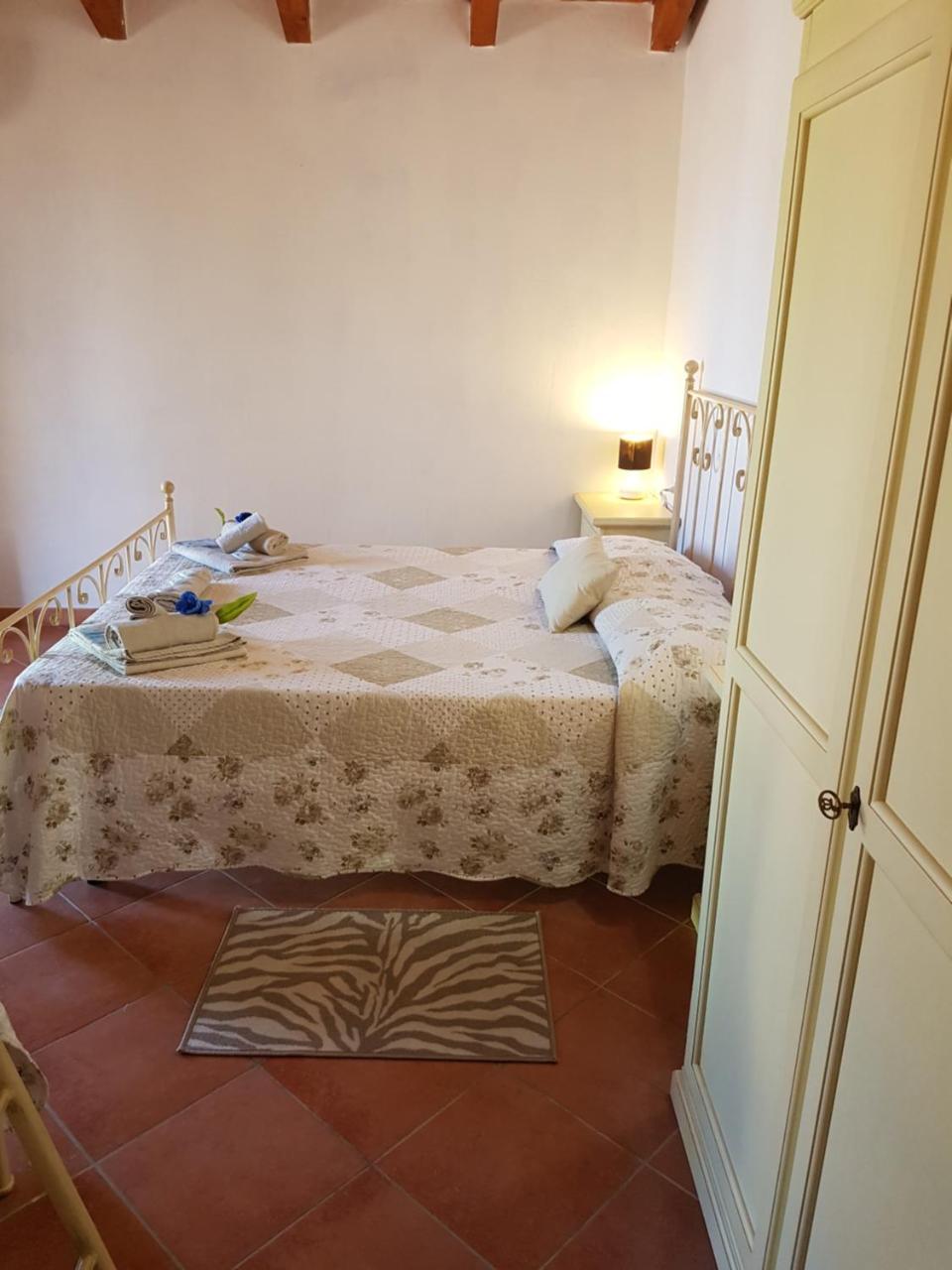 B&B Su Donnigheddu Rudalza Bagian luar foto