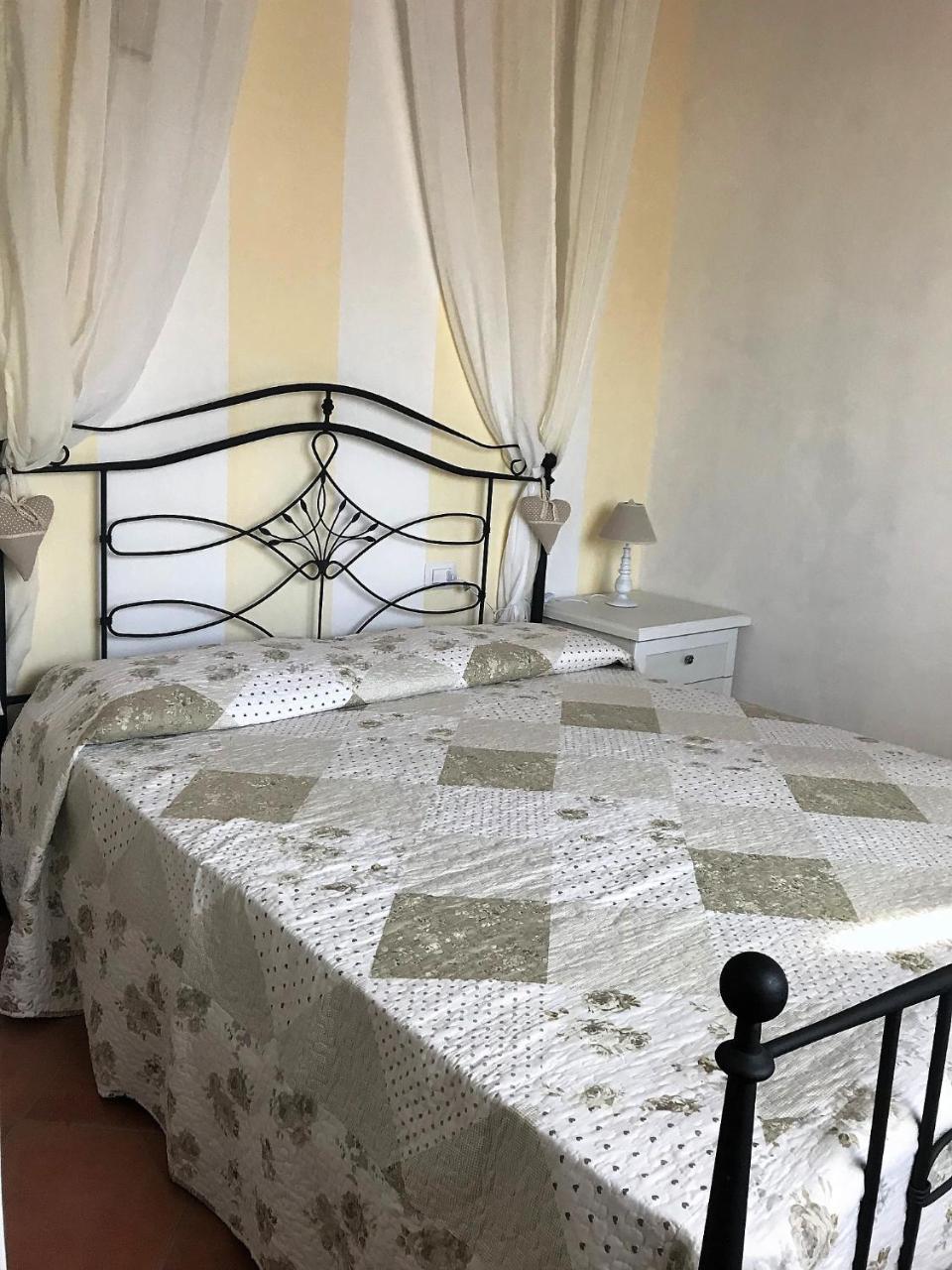 B&B Su Donnigheddu Rudalza Bagian luar foto